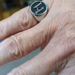 Photo from a Swan Jewellry customer review