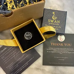 Photo from a Swan Jewellry customer review