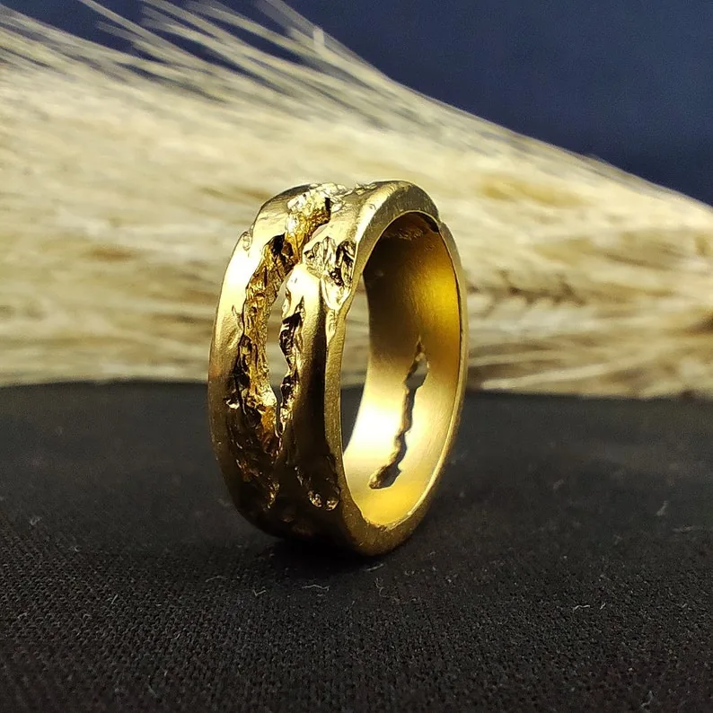 Hammered Gold Vermeil Wedding Band - Rustic Textured Ring
